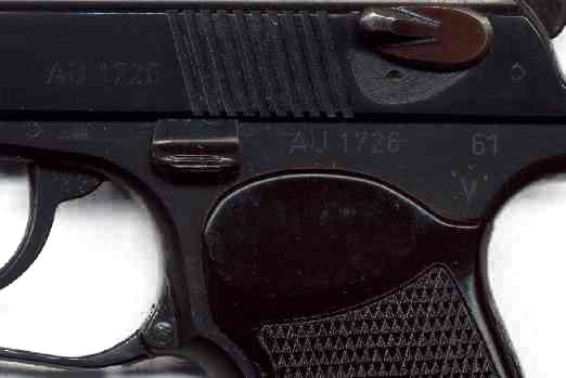 Pistol Makarov 9 mm - Detail Armories Suhl, Germany